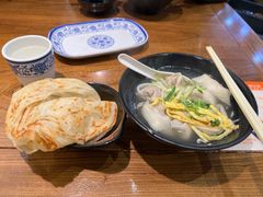 葱油饼-蓝白自选餐厅(烟大店)