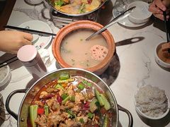 -小凤庭·地道湖北菜武昌鱼·藕汤(38年黄鹤楼店)