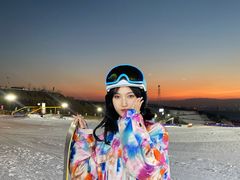 -采薇庄园四季滑雪场