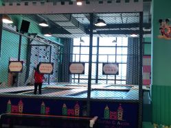 -米可儿童游乐场(观江国际购物中心店)