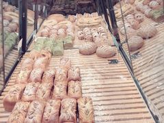 -Dough&Joe团憩(瑞虹天地月亮湾店)