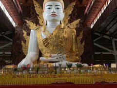 -ခြောက်ထပ်ကြီးရွှေသာလျောင်းဘုရားကြီး