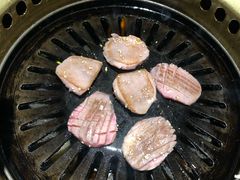 -炼火烤肉店