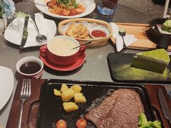 -必胜客(百联又一城店)