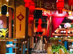 -老滇山寨•云南特色菜•地方菜•民族风情歌舞表演(金碧店)