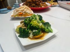 -农夫大盘鸡(经八路总店)