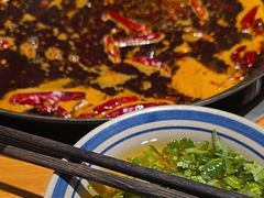-三个四川人火锅(华联商厦店)
