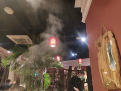 大堂-大匠工房古船木艺术餐厅·猪肚鸡专门店(长白仙岛店)