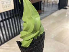 宇治抹茶冰淇淋甜筒-羽至金时(柏威年店)