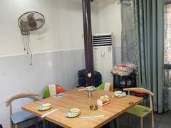 -粤华烧腊(胥口店)