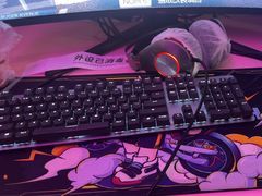 -粤塔x电竞酒店(深圳龙华大浪后浪新天地店)