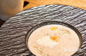 Ultra Creamy Truffle Mushroom Soup