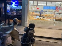 -85度C(生甜甜圈研究工坊·上海松江人民北路店)