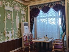 -套娃酒店-中餐厅