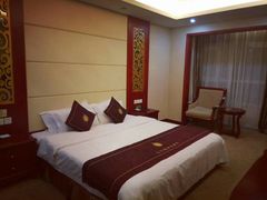 -兴芮温泉度假区