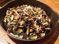 皱皮椒炒黑鸡枞-云海肴·汽锅鸡·云南菜(美罗城店)