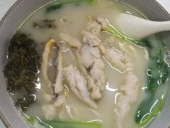 -明呈黄鱼面馆(斜土路店)