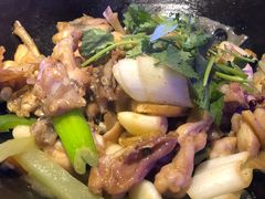-西街夜油条·麻团包乌饭