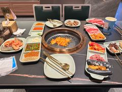 -梨花甄选自助烤肉(小寨原力场店)