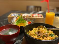 -山川小町·极番烧肉(新地假日广场店)