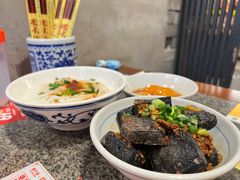 -湘下佬·老长沙吃货铺(顺成·大融城店)