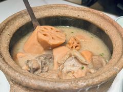 排骨藕汤-刘胖子家常菜·蹄花焖藕(江汉路总店)
