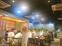 大堂-凤兴鸡煲(宝安海雅店)