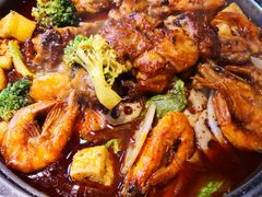 -吉吉向上炭烤鸡肉煲(大学城店)