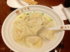 刀鱼馄饨-老半斋(福州路店)