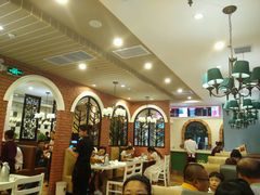 大堂-闫府私房菜(经四路万达店)