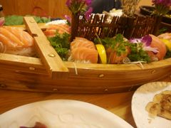 -青瓦餐厅·生鱼片·韩园烤肉(西塔店)