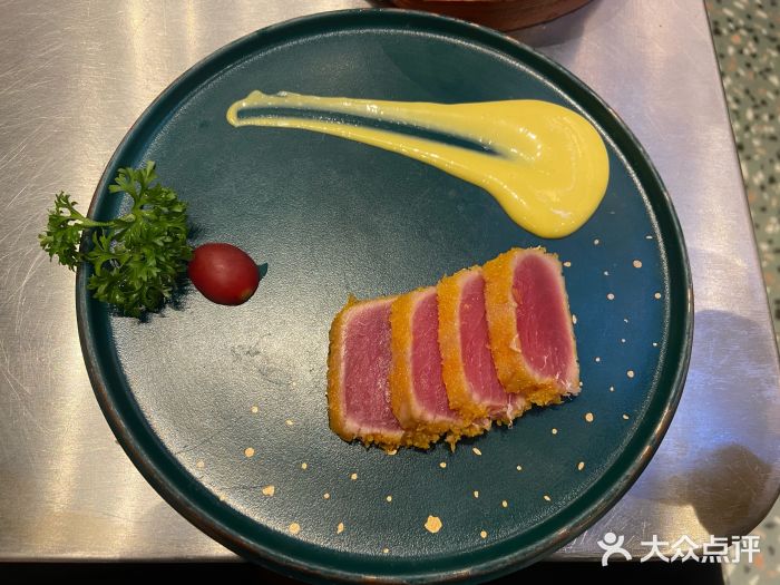 猛古里烤肉自助(荟聚中心店)嫩烤金枪鱼图片