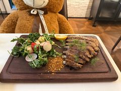 -LESCEDARS Brasserie Bistro香柏树