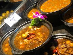 -亚哈饭店(梅园新村小区店)