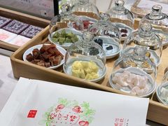 -阮大兴糕团(杭州西湖银泰百货店)