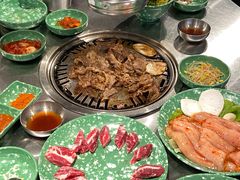-欧巴炭烤肉오빠숯불구이(南京东路店)