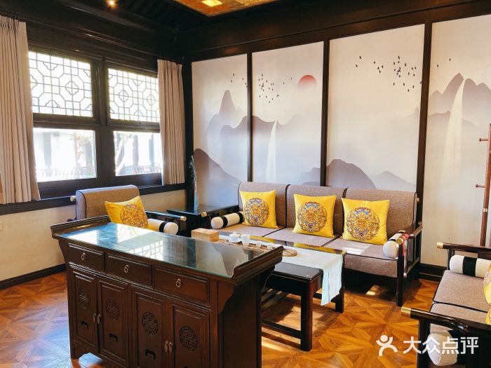 信园包厢图片