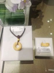 -周生生Chow Sang Sang(东方店)