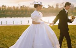 -挪娅婚纱摄影皇家会所