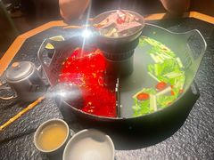 -三出山火锅(南京万象天地店)