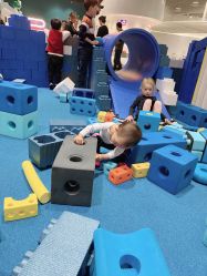 -MINI MARS KIDS CLUB亲子家庭中心(长宁天山店)