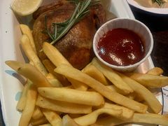 招牌自制香料烤春鸡-MIKAKU(万达广场上海宝山店)