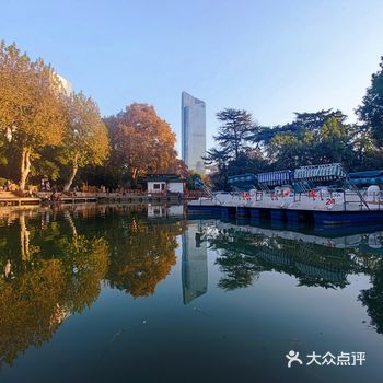 家门口的公园，每一个武汉人的童年回忆