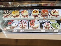 -花花卷卷·鲜食蛋糕(静安久光百货店)