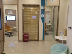 -维乐口腔(美维云门诊陆家嘴店)