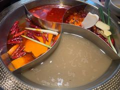 -廖掌柜·重庆鲜货火锅(上海首店)