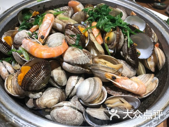 石锅海鲜