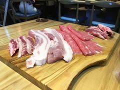 五花肉-金顺韩式烤肉·网红烤肉店(广利路店)