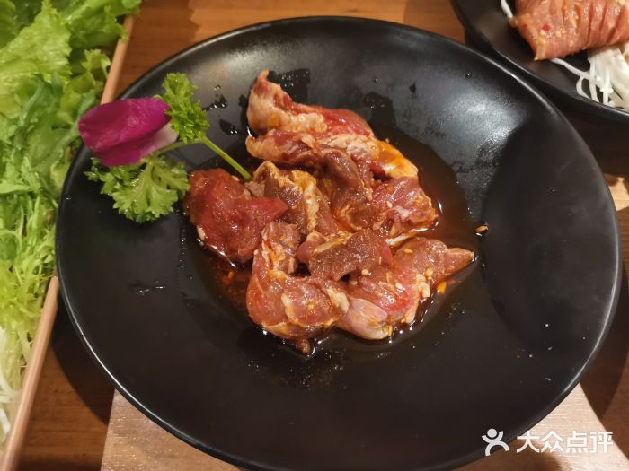 小楠山传统炭火烤肉(西湖银泰店)秘制护心肉图片
