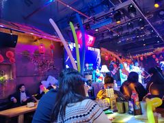 -喜鹊音乐酒馆(西街店)